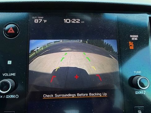 Used 2020 Subaru Outback Premium AWD/4WD image 9