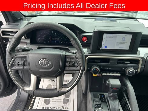 Used 2025 Toyota Tacoma TRD Off-Road w/ TRD Off Road Upgrade Package AWD/4WD image 5