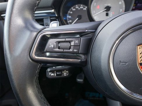 Used 2023 Porsche Macan S image 25