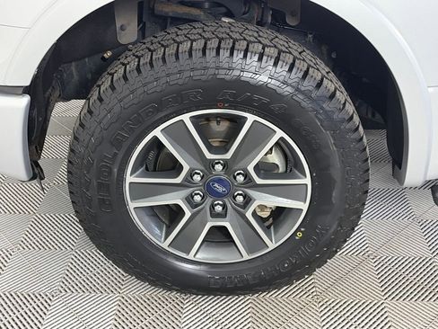 Used 2016 Ford F150 XLT w/ Equipment Group 302A Luxury image 8