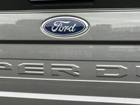 Certified 2022 Ford F250 XLT w/ XLT Premium Package AWD/4WD image 24