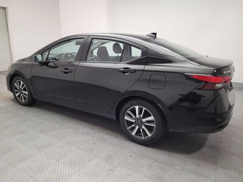 Used 2025 Nissan Versa SV FWD image 3