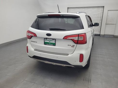 Used 2014 Kia Sorento SX w/ 3rd Row Package AWD/4WD image 7