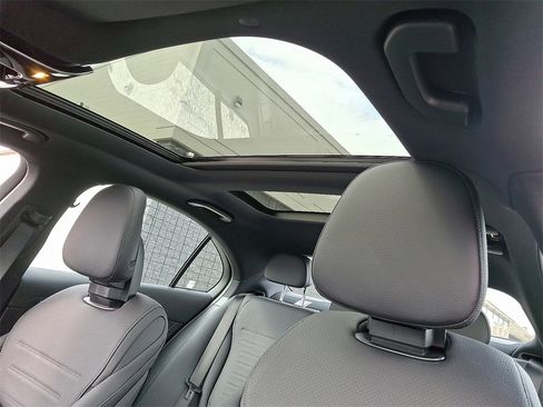 Certified 2025 Mercedes-Benz C 300 4MATIC Sedan image 14