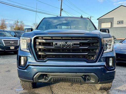 Used 2020 GMC Sierra 1500 Elevation w/ Elevation Value Package image 3