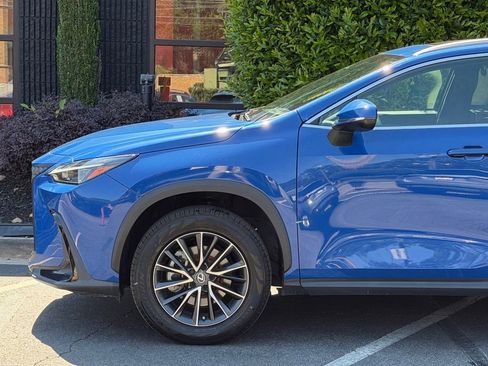 Used 2023 Lexus NX 250 FWD image 10