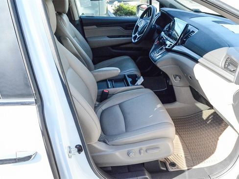 Used 2023 Honda Odyssey EX-L image 17