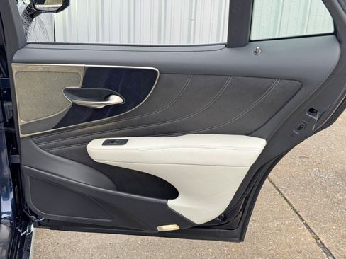Used 2022 Lexus LS 500 image 47