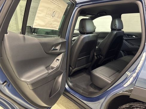 New 2026 Chevrolet Equinox LT w/ Convenience Package II image 27