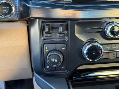 New 2026 Ford F250 Lariat w/ Chrome Package image 15