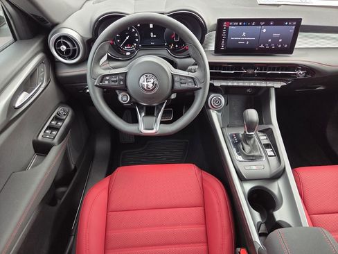 New 2026 Alfa Romeo Tonale Veloce w/ Quick Order Package 23H Volce image 7