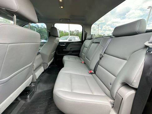 Used 2018 GMC Sierra 3500 4x4 Crew Cab w/ Sierra Convenience Package image 4