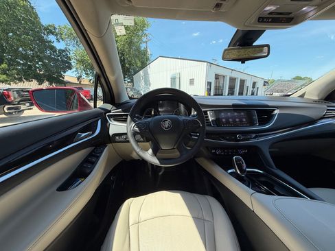 Used 2020 Buick Enclave Premium w/ Surround and Sites Package AWD/4WD image 2