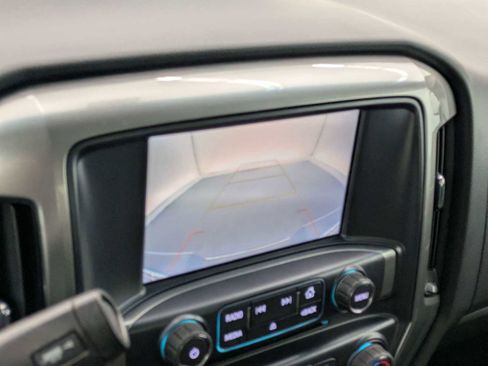Used 2019 Chevrolet Silverado 1500 LT AWD/4WD image 29