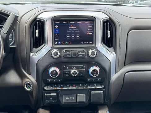 Used 2020 GMC Sierra 1500 SLT w/ SLT Premium Plus Package AWD/4WD image 25