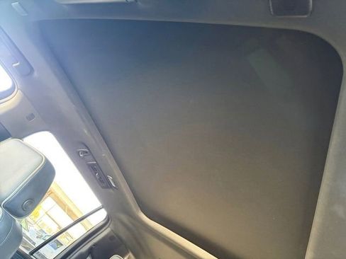 Certified 2023 GMC Yukon XL SLT w/ SLT Premium Package image 20