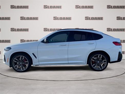 Used 2022 BMW X4 M40i w/ Premium Package image 2