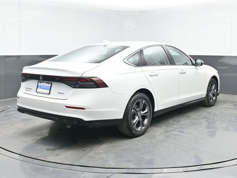New 2026 Honda Accord EX-L image 10