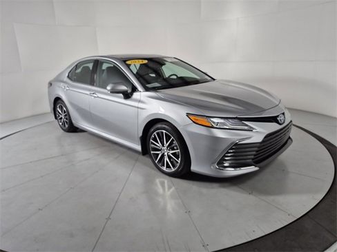 Certified 2024 Toyota Camry XLE image 7