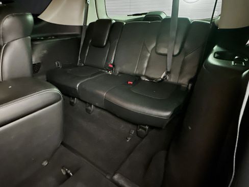 Used 2016 INFINITI QX80 Luxe w/ 22" Wheel Package image 29