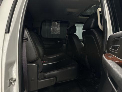 Used 2009 Chevrolet Silverado 3500 LTZ w/ LTZ Plus Package image 26