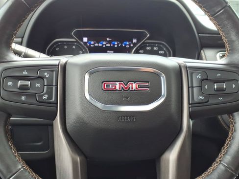 Used 2021 GMC Yukon AT4 w/ Rear Media and Nav Package AWD/4WD image 19