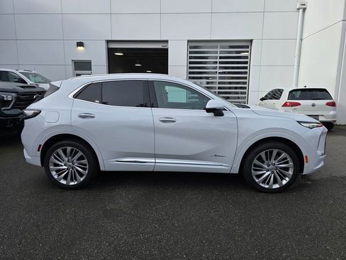 Used 2026 Buick Envision Avenir AWD/4WD image 37