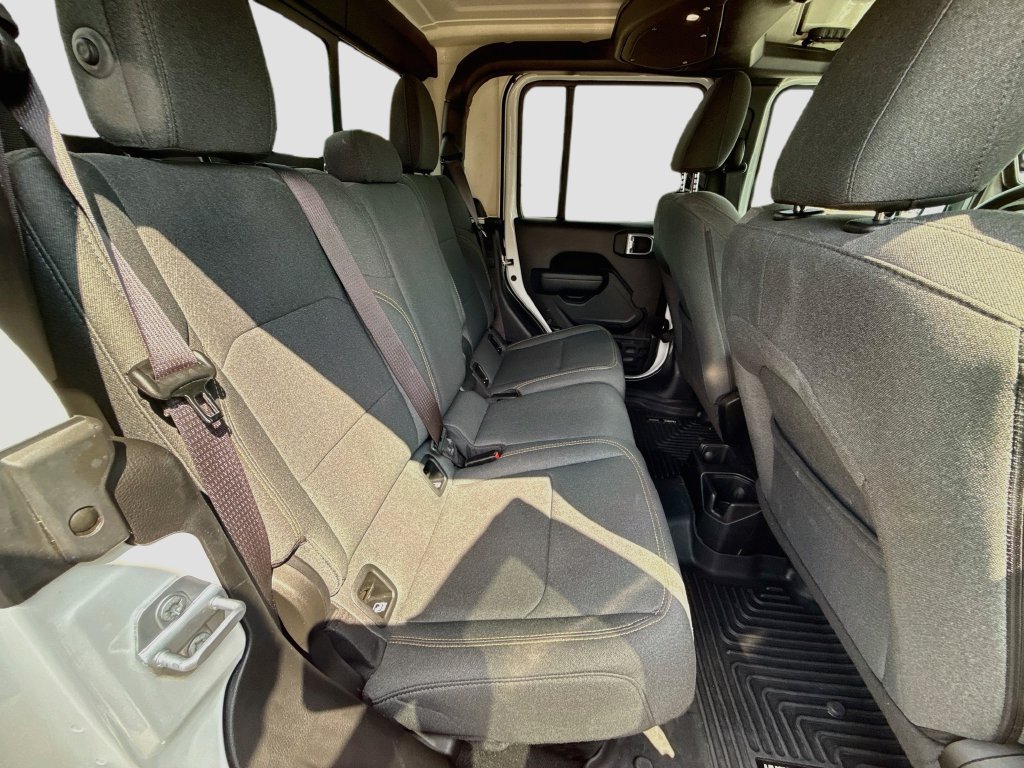 Used 2025 Jeep Gladiator Sport AWD/4WD image 29
