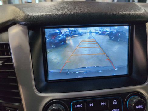 Used 2017 GMC Yukon SLE w/ Convenience Package image 14