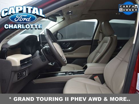 Used 2024 Lincoln Corsair Grand Touring w/ Equipment Group 301A image 12