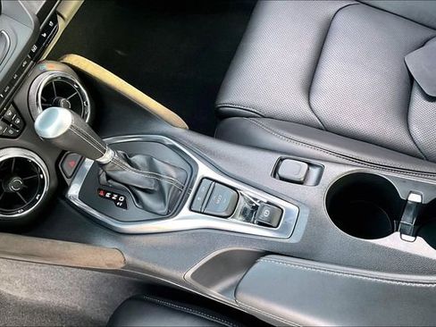 Used 2018 Chevrolet Camaro LT w/ RS Package image 18