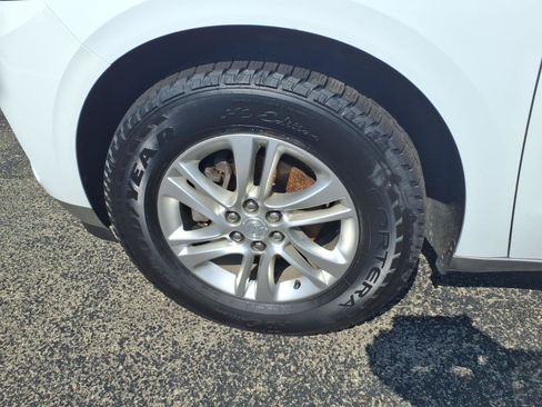 Certified 2020 Buick Enclave Essence AWD/4WD image 9