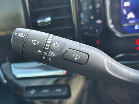 Certified 2025 Chevrolet Silverado 2500 LTZ w/ LTZ Premium Package image 34