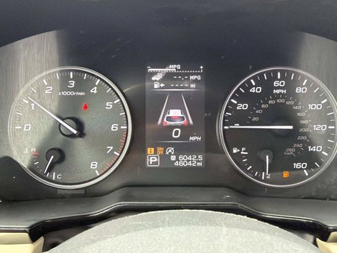Certified 2024 Subaru Outback Premium AWD/4WD image 28