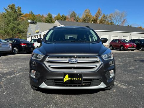 Used 2019 Ford Escape SEL image 6