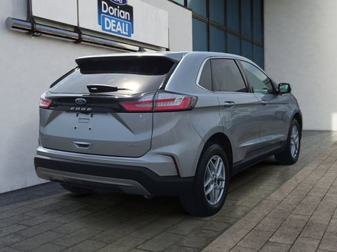 Used 2023 Ford Edge SEL w/ Convenience Package AWD/4WD image 3