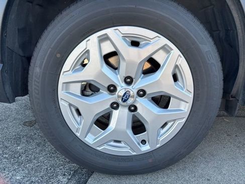 Used 2021 Subaru Forester image 12