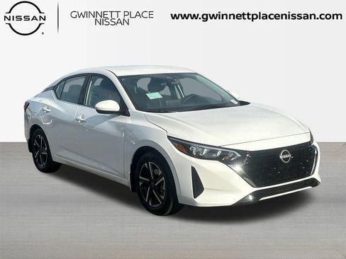 New 2025 Nissan Sentra SV image 3