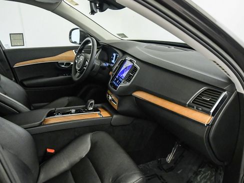 Certified 2023 Volvo XC90 T8 Core w/ Protection Package Premier AWD/4WD image 16