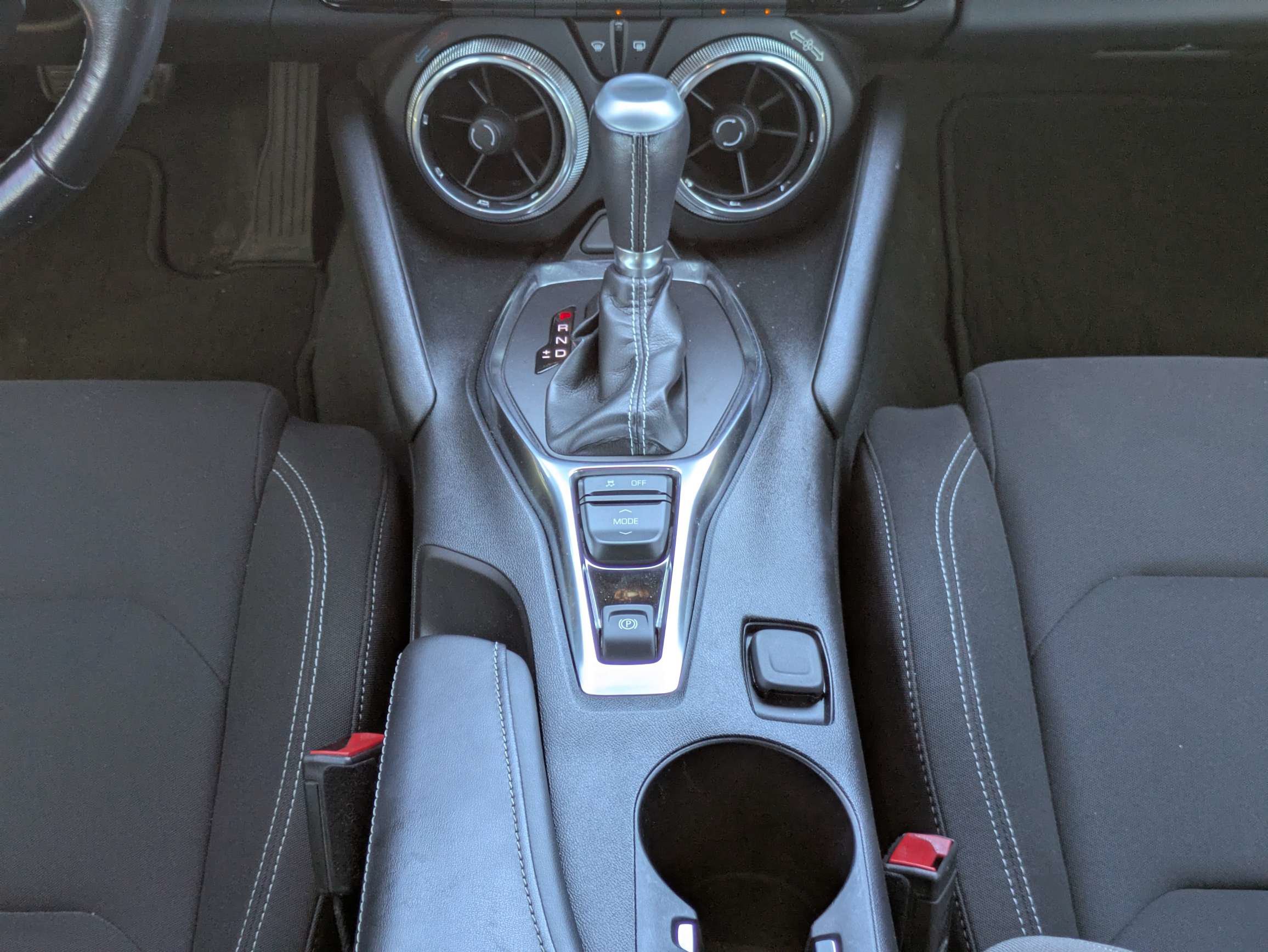 Certified 2024 Chevrolet Camaro LT w/ RS Package RWD image 6