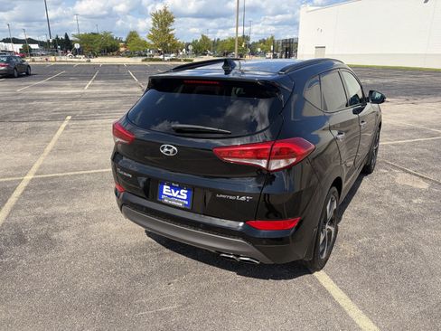 Used 2016 Hyundai Tucson Limited w/ Option Group 03 FWD image 6