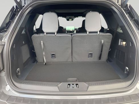 New 2026 Ford Explorer ST-Line w/ ST-Line Street Pack AWD/4WD image 20