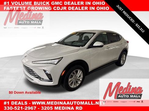 Used 2024 Buick Envista Preferred image 1