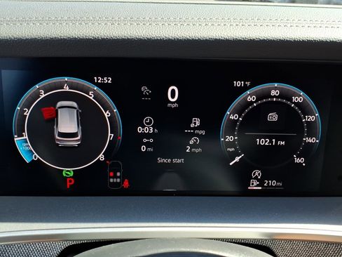 New 2025 Volkswagen Tiguan S image 15