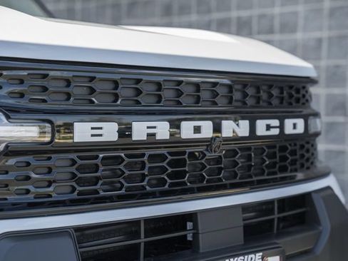 New 2026 Ford Bronco Sport Outer Banks w/ Outer Banks Tech Package+ AWD/4WD image 12