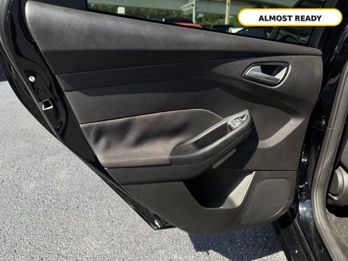 Used 2017 Ford Focus ST FWD image 16