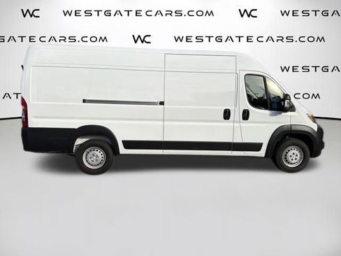 Used 2025 RAM ProMaster 3500 w/ Premium Convenience Group image 24