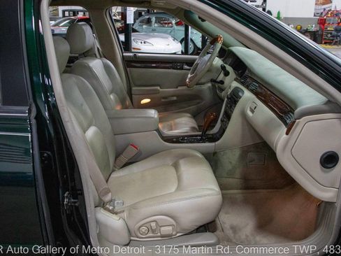 Used 1999 Cadillac Seville STS w/ Convenience Pkg image 39