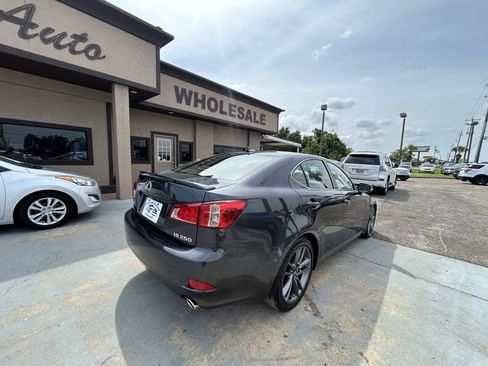 Used 2011 Lexus IS 250 w/ F-Sport Pkg w/Summer Tires RWD image 6
