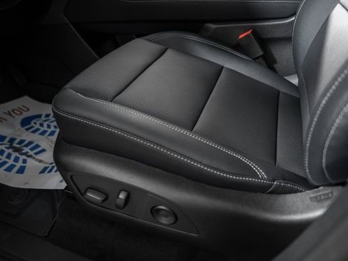 New 2026 Chevrolet Traverse LT w/ Driver Confidence Package image 36